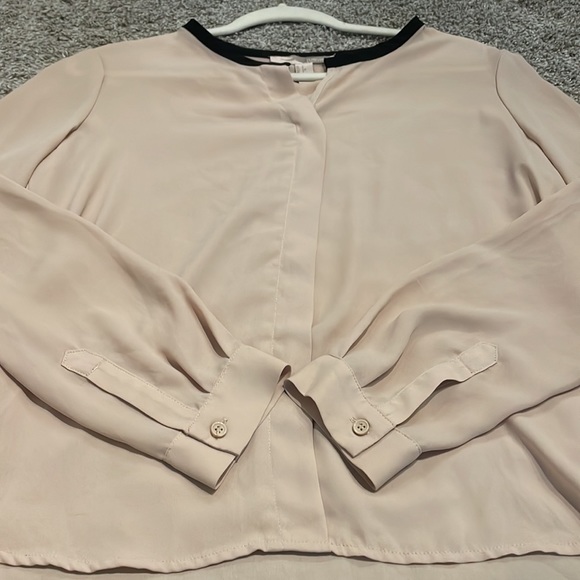 Forever 21 Cream Blouse Size S - Picture 3 of 5